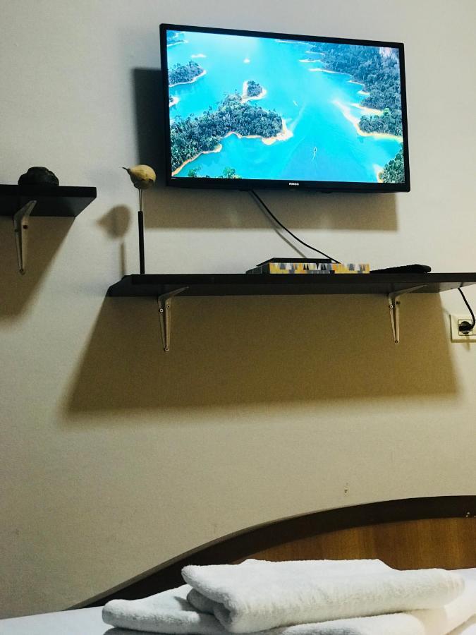 Proper House Iva Apartman Tirana Kültér fotó